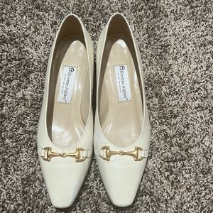 VINTAGE Etienne Aigner White Loafer Heels Genuine Leather Made In Paris Size 8.5